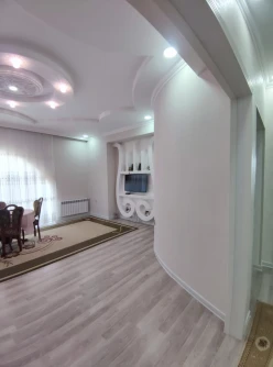 Satılır yeni tikili 3 otaqlı 123 m², İnşaatçılar m.-11