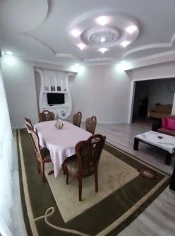 Satılır yeni tikili 3 otaqlı 123 m², İnşaatçılar m.-2