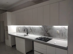 Satılır yeni tikili 2 otaqlı 90 m², 20 yanvar m.-10