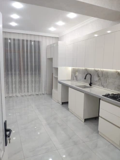 Satılır yeni tikili 2 otaqlı 90 m², 20 yanvar m.-11