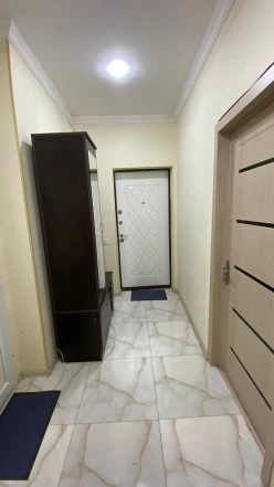 İcarə köhnə tikili 2 otaqlı 65 m²,  İnşaatçılar m.-11
