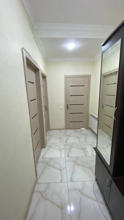 İcarə köhnə tikili 2 otaqlı 65 m²,  İnşaatçılar m.-9