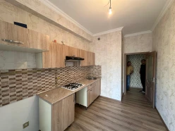 İcarə yeni tikili 2 otaqlı 60 m²,  İnşaatçılar m.-13