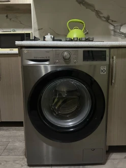 İcarə yeni tikili 2 otaqlı 70 m²,  İnşaatçılar m.-7