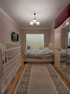 Satılır yeni tikili 2 otaqlı 60 m²,  Azadlıq prospekti m.-3