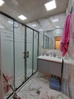 Satılır yeni tikili 2 otaqlı 60 m²,  Azadlıq prospekti m.-8