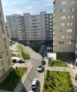 Satılır yeni tikili 2 otaqlı 65 m², İnşaatçılar m.-5