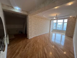 Satılır yeni tikili 3 otaqlı 80 m²,  İnşaatçılar m.-4