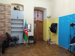 Satılır köhnə tikili 4 otaqlı 180 m²,  Səbail-3