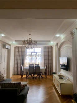 Satılır yeni tikili 3 otaqlı 105 m², Əhmədli m.-7