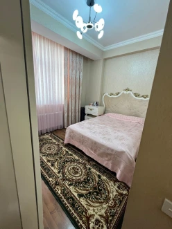 Satılır yeni tikili 2 otaqlı 60 m²,  İnşaatçılar m.-2