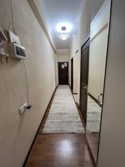 Satılır yeni tikili 2 otaqlı 60 m²,  İnşaatçılar m.-4