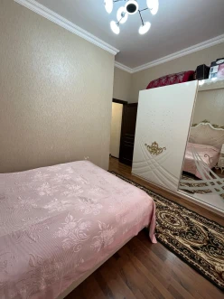 Satılır yeni tikili 2 otaqlı 60 m²,  İnşaatçılar m.-14