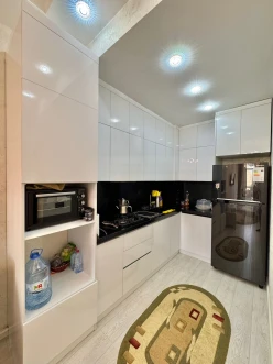 İcarə yeni tikili 2 otaqlı 60 m²,  Nəsimi-9