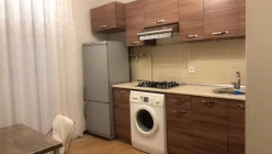 İcarə yeni tikili 3 otaqlı 75 m², İnşaatçılar m.-3