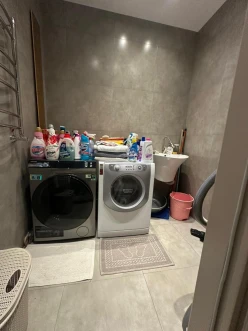 Satılır yeni tikili 4 otaqlı 170 m², İnşaatçılar m.-5