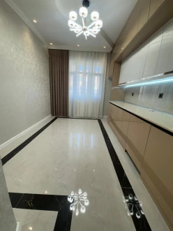 Satılır yeni tikili 3 otaqlı 130 m²,  İnşaatçılar m.-9