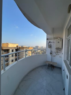 Satılır yeni tikili 3 otaqlı 130 m²,  İnşaatçılar m.-12