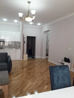 İcarə yeni tikili 2 otaqlı 70 m², Nərimanov r.-6