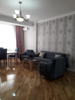 İcarə yeni tikili 2 otaqlı 70 m², Nərimanov r.-2