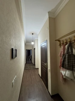 Satılır yeni tikili 2 otaqlı 60 m², İnşaatçılar m.-8