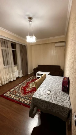 İcarə yeni tikili 3 otaqlı 80 m², İnşaatçılar m.-7