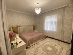 Satılır ev/villa 2 otaqlı 80 m², İnşaatçılar m.-5 Satılır ev/villa 2 otaqlı 80 m², İnşaatçılar m.-5