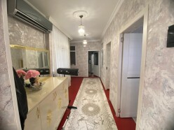 Satılır ev/villa 2 otaqlı 80 m², İnşaatçılar m.-4 Satılır ev/villa 2 otaqlı 80 m², İnşaatçılar m.-4