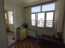 Satılır köhnə tikili 3 otaqlı 90 m², İnşaatçılar m.-17