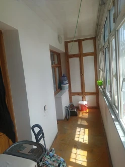 Satılır köhnə tikili 3 otaqlı 80 m², Azadlıq prospekti m.-9