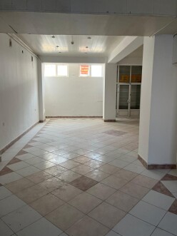 Satılır obyekt 260 m²,  Memar Əcəmi m.-11