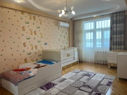 Satılır yeni tikili 3 otaqlı 154 m², Neftçilər m.-7