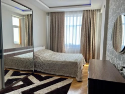 Satılır yeni tikili 3 otaqlı 154 m², Neftçilər m.-5