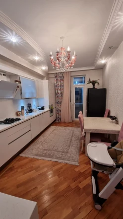 Satılır yeni tikili 2 otaqlı 89 m², İnşaatçılar m.-4