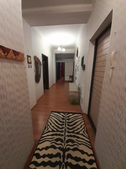 Satılır yeni tikili 4 otaqlı 127.3 m², Avtovağzal m.-12