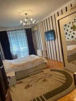 Satılır köhnə tikili 5 otaqlı 91 m², Yeni Günəşli q.-7