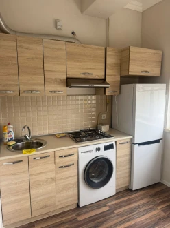 İcarə yeni tikili 1 otaqlı 40 m²,  İnşaatçılar m.-3