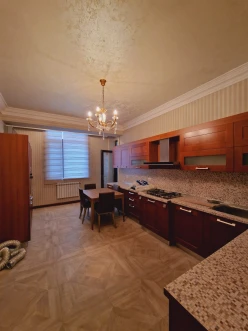 Satılır yeni tikili 3 otaqlı 160 m², Nəsimi r.-11