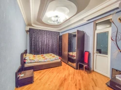 İcarə yeni tikili 3 otaqlı 120 m², Qara Qarayev m.-7