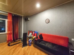 İcarə yeni tikili 3 otaqlı 120 m², Qara Qarayev m.-11