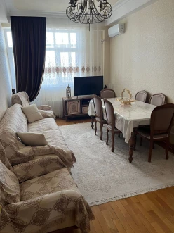 Satılır yeni tikili 2 otaqlı 100 m², İnşaatçılar m.-8