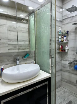 Satılır yeni tikili 2 otaqlı 86 m², Elmlər Akademiyası m.-8