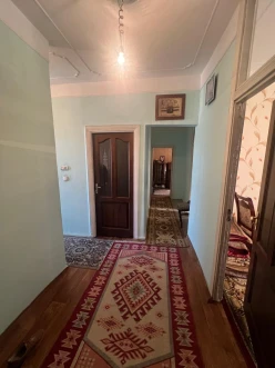 Satılır köhnə tikili 5 otaqlı 120 m², İnşaatçılar m.-3