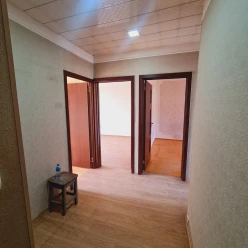 Satılır köhnə tikili 3 otaqlı 80 m², İnşaatçılar m.-2