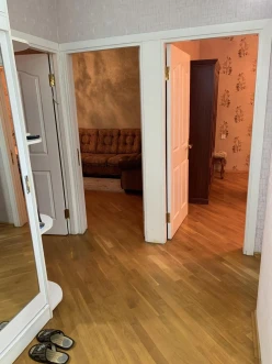 Satılır köhnə tikili 3 otaqlı 75 m², İnşaatçılar m.-5 Satılır köhnə tikili 3 otaqlı 75 m², İnşaatçılar m.-5