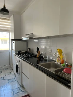 Satılır yeni tikili 2 otaqlı 54 m², İnşaatçılar m.-17