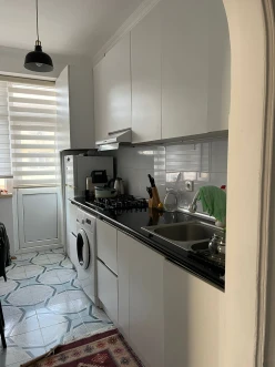 Satılır yeni tikili 2 otaqlı 54 m², İnşaatçılar m.-4