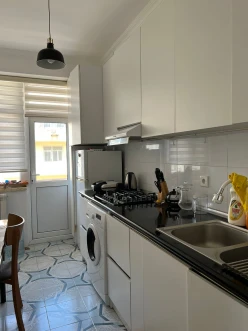 Satılır yeni tikili 2 otaqlı 54 m², İnşaatçılar m.-21