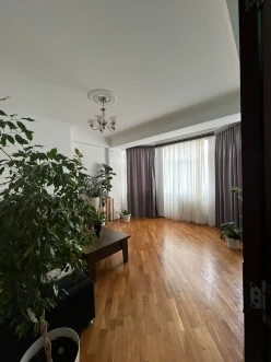 Satılır yeni tikili 2 otaqlı 54 m², İnşaatçılar m.-15