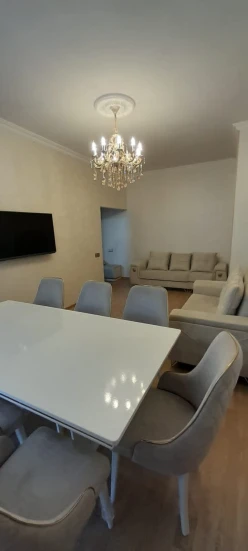 Satılır yeni tikili 3 otaqlı 90 m², Nəriman Nərimanov m.-6